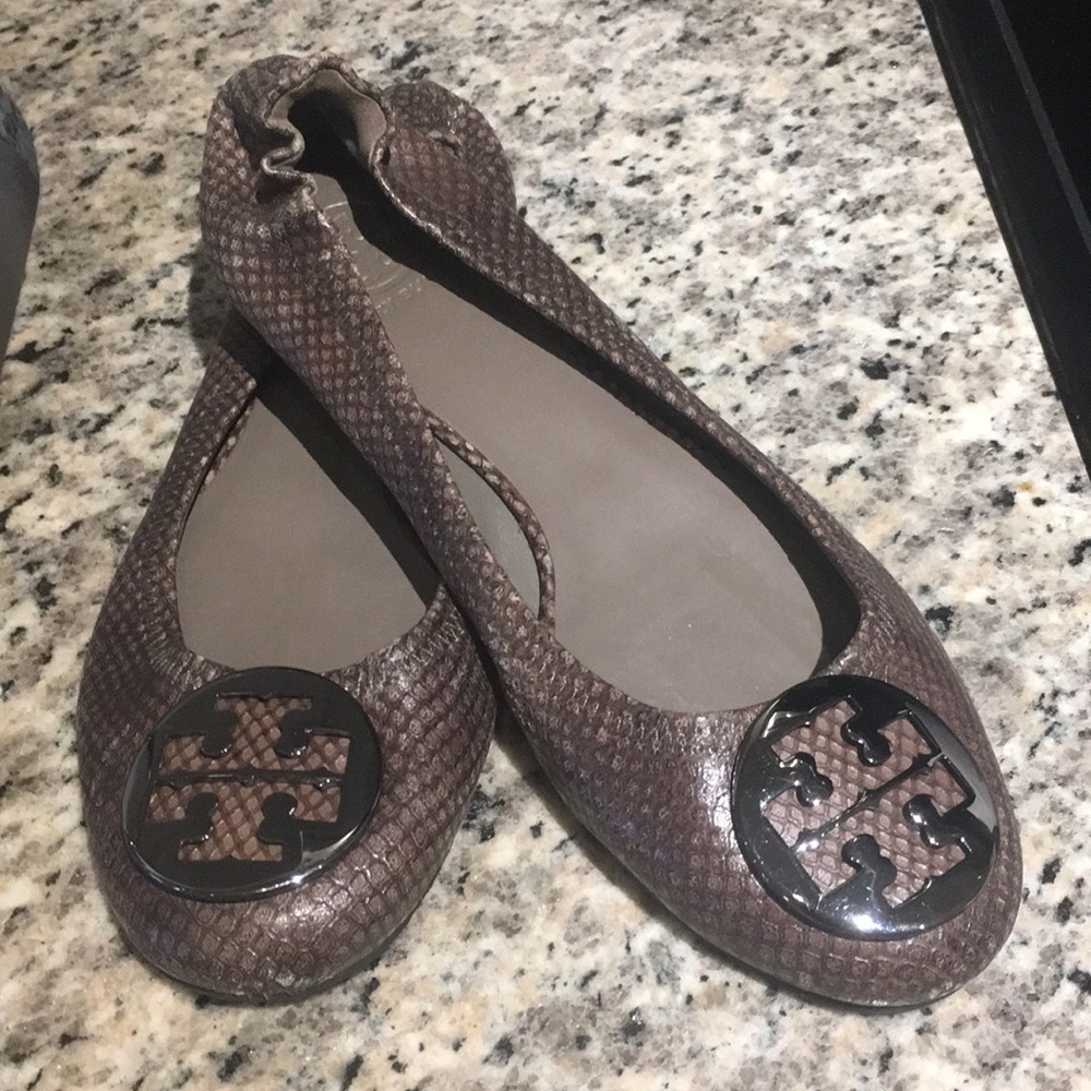 Tory Burch snakeskin leather flats - size 9.5